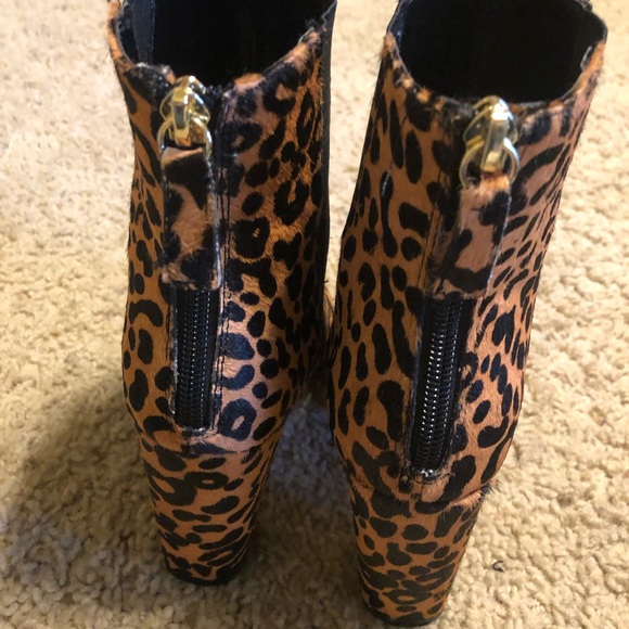 Neiman Marcus leopard boots - Picture 3 of 8